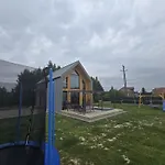Dom wakacyjny Parkcity Z Jacuzzi W Górach *